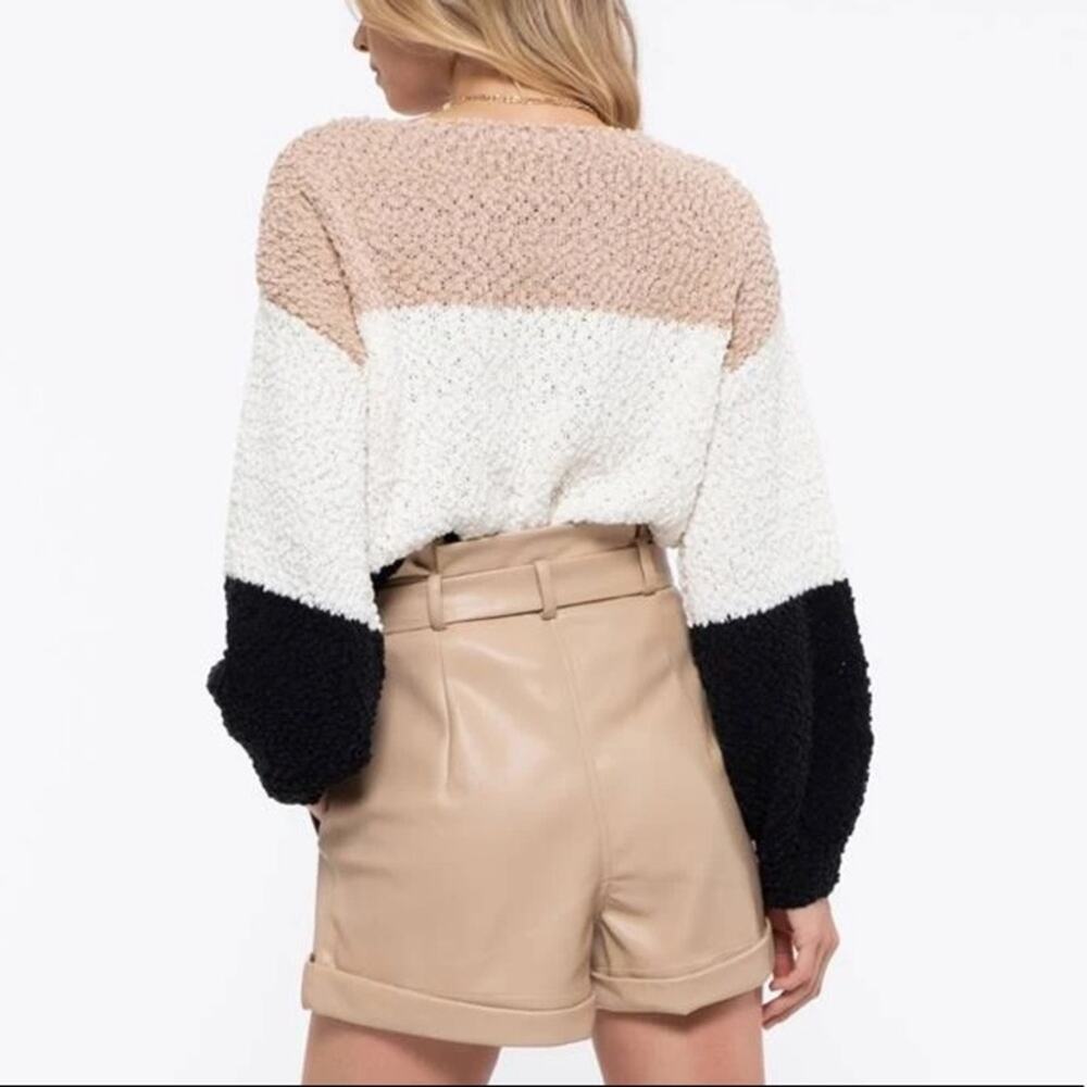 Slouchy Colorblock Sweater Size Medium - Picture 6 of 7